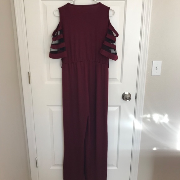 Christmas Cold Shoulder Wrap Sheer Mesh Sleeve Wide Leg Jumpsuit Size L Wine - Picture 4 of 9